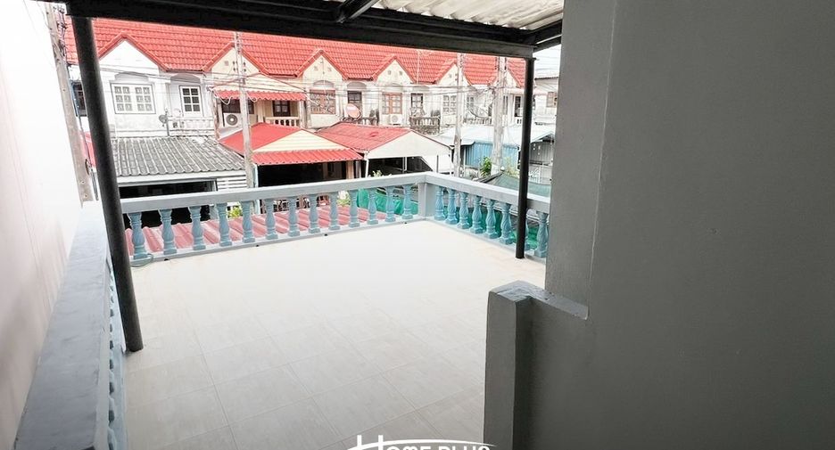 For sale 2 bedrooms townhouse in Mueang Pathum Thani, Pathum Thani