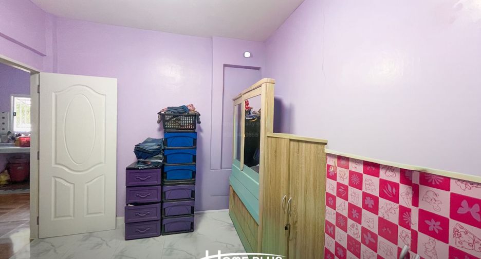 Reihenhaus zum Kauf mit 3 Zimmer in Lat Krabang, Bangkok