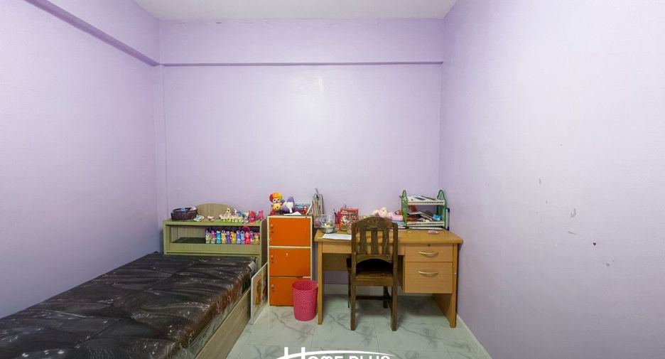 Reihenhaus zum Kauf mit 3 Zimmer in Lat Krabang, Bangkok