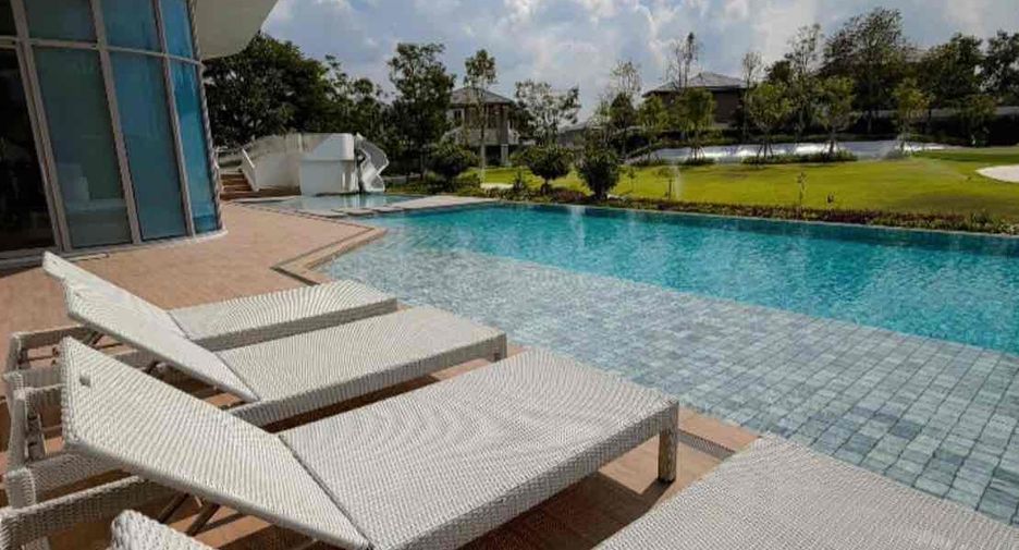 For rent 4 bedrooms villa in Bang Lamung, Chonburi