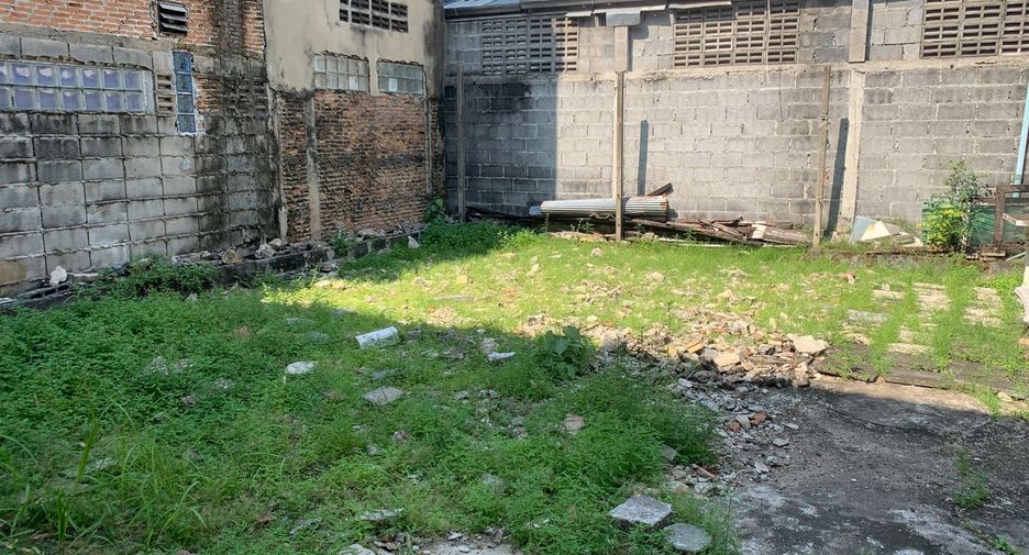 For sale 2 bedrooms retail Space in Chatuchak, Bangkok