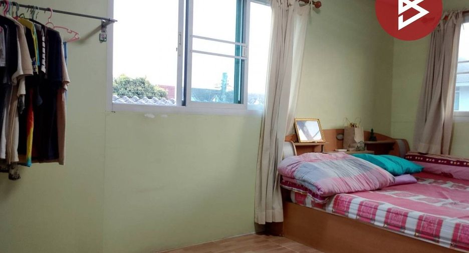 Casa en venta de 5 habitaciones en Phra Pradaeng, Samut Prakan