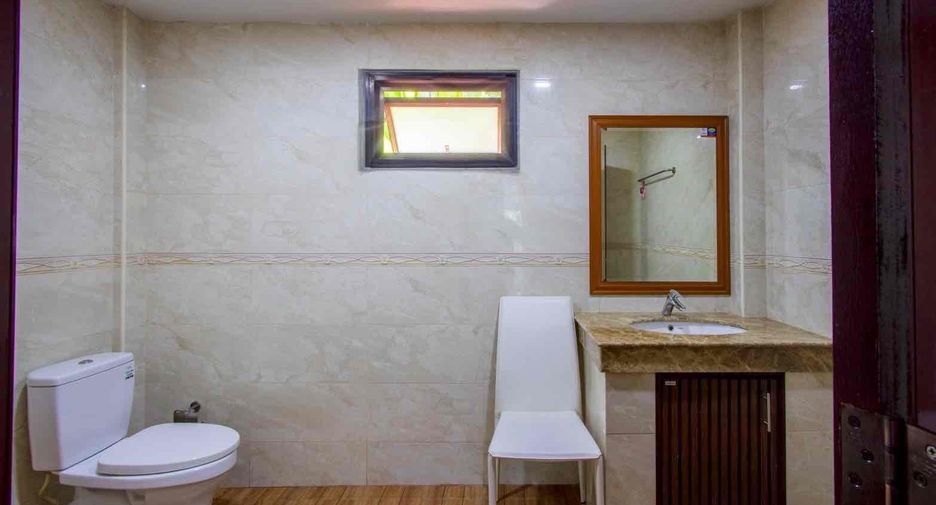For rent 5 bedrooms villa in Bang Lamung, Chonburi