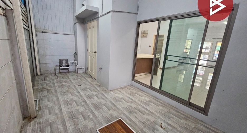 For sale 3 bedrooms townhouse in Pak Kret, Nonthaburi