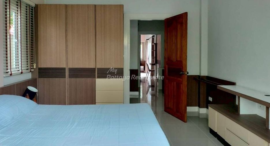 For sale 3 bedrooms house in Huay Yai, Pattaya