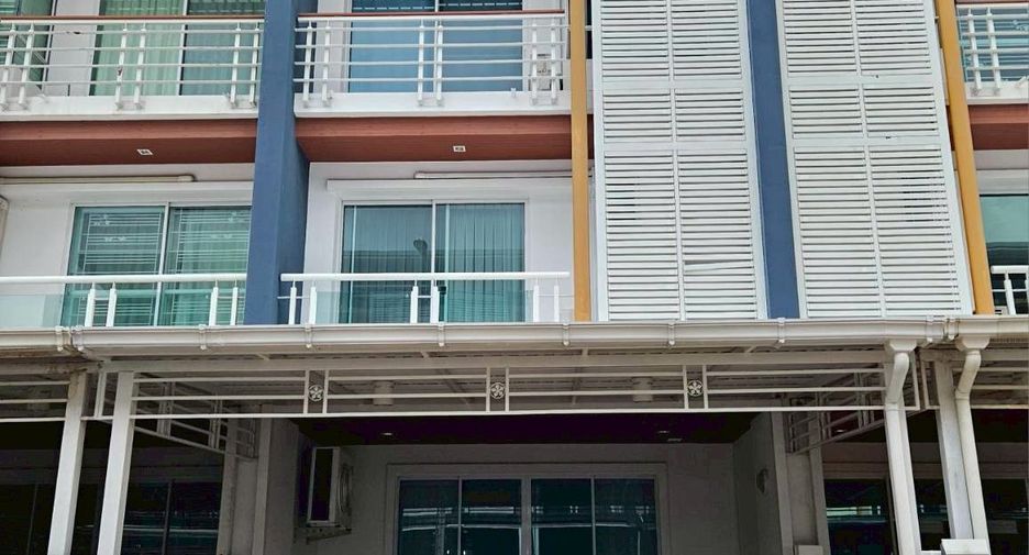For sale 3 ベッドルーム townhouse in Lak Si, Bangkok