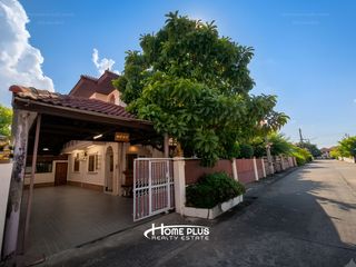 For sale 3 bedrooms house in Mueang Pathum Thani, Pathum Thani