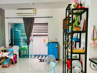 For sale 3 bedrooms townhouse in Bang Bon, Bangkok