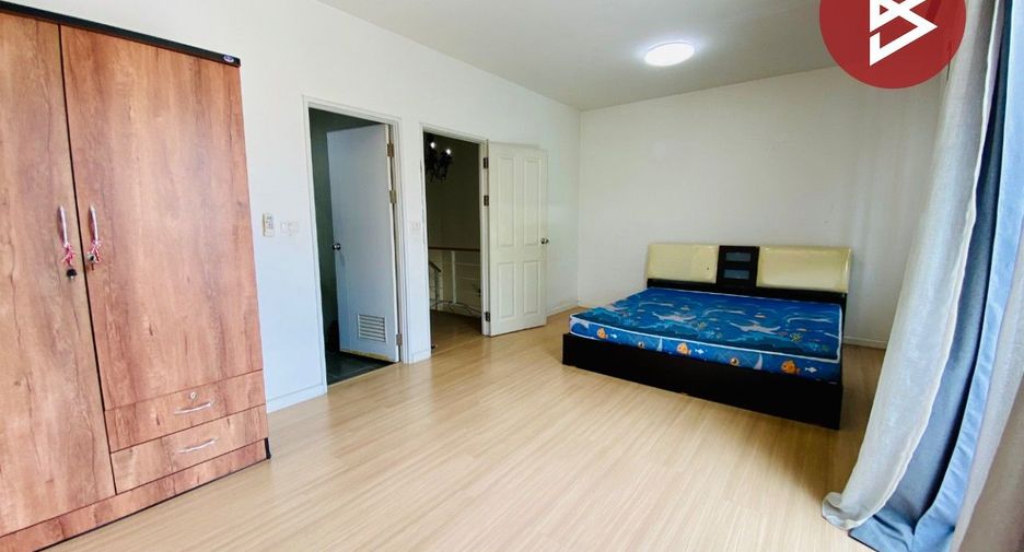 For sale 3 ベッドルーム townhouse in Bang Bon, Bangkok