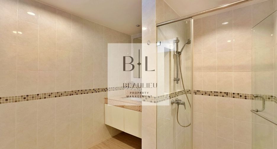 Condo en venta de 2 habitaciones en Sattahip, Chonburi