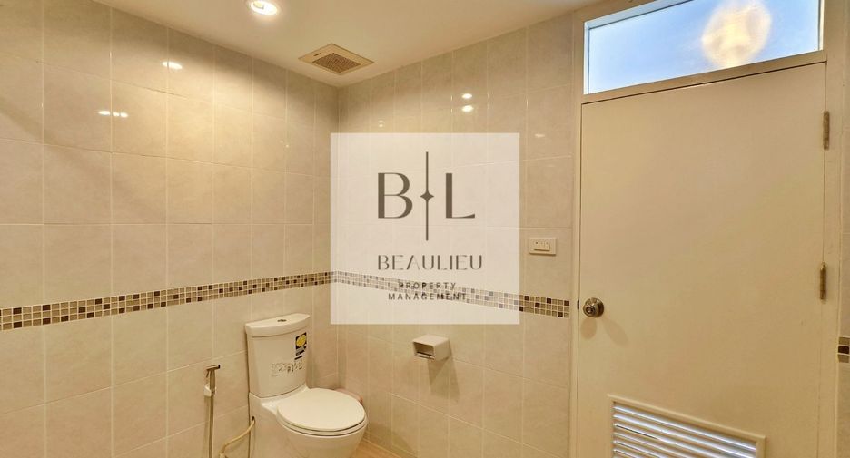 Condo en venta de 2 habitaciones en Sattahip, Chonburi