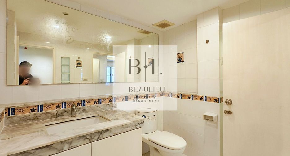 Condo en venta de 2 habitaciones en Sattahip, Chonburi
