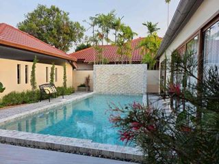 Villa zur Miete mit 4 Zimmer in Bang Lamung, Chonburi