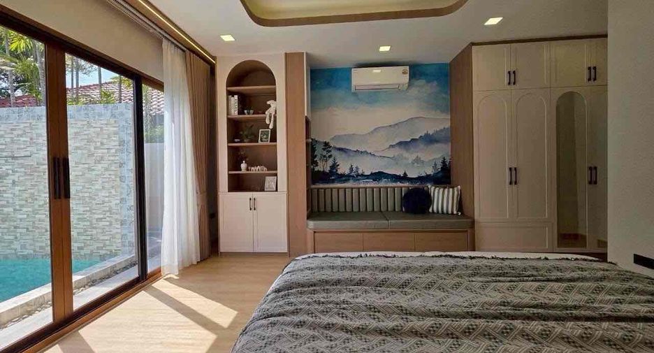 Villa en alquiler de 4 habitaciones en Bang Lamung, Chonburi