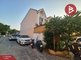 出售 2 卧室 联排别墅 在 Bang Khen, 曼谷