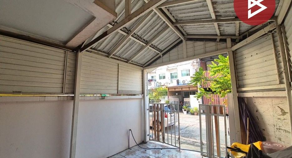 For sale 2 bedrooms townhouse in Bang Khen, Bangkok