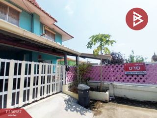 For sale 3 bedrooms townhouse in Mueang Chachoengsao, Chachoengsao