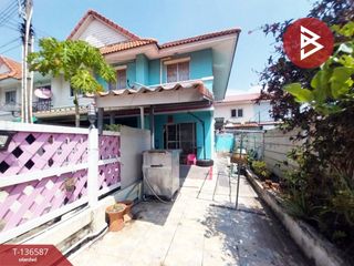 For sale 3 bedrooms townhouse in Mueang Chachoengsao, Chachoengsao