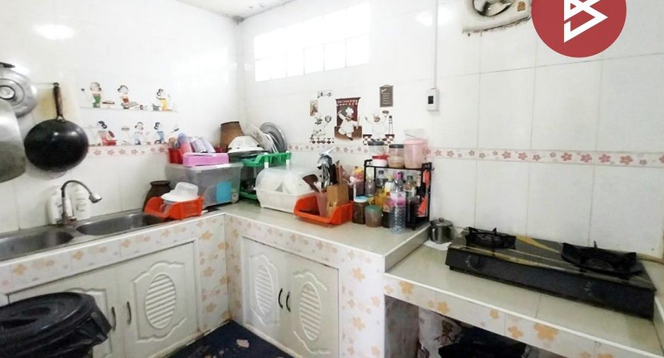 For sale 3 bedrooms townhouse in Mueang Chachoengsao, Chachoengsao