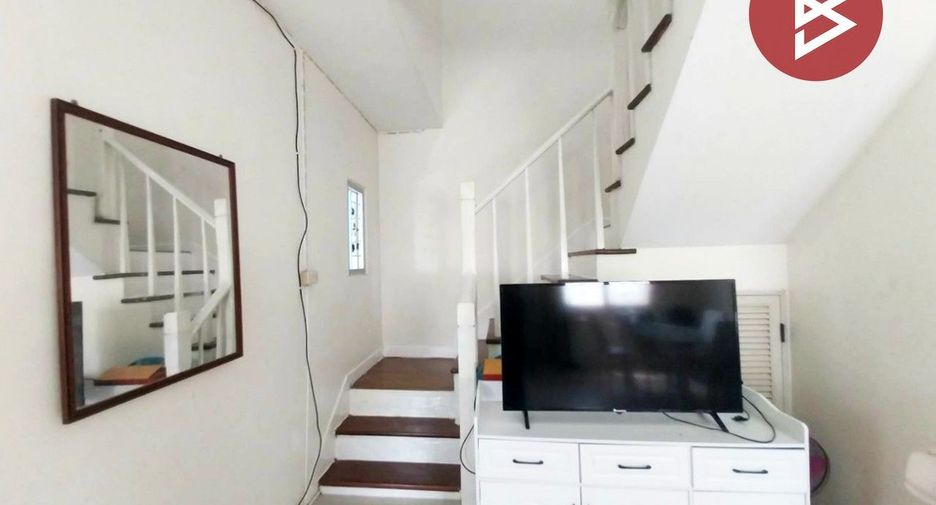 For sale 3 bedrooms townhouse in Mueang Chachoengsao, Chachoengsao