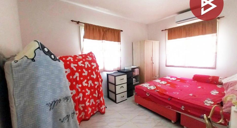 For sale 3 bedrooms townhouse in Mueang Chachoengsao, Chachoengsao