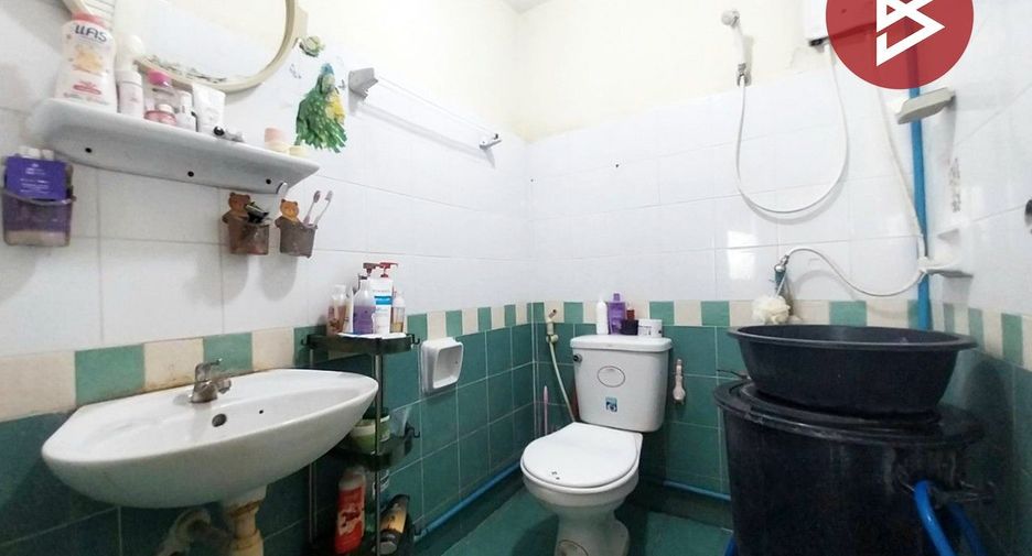 For sale 3 bedrooms townhouse in Mueang Chachoengsao, Chachoengsao