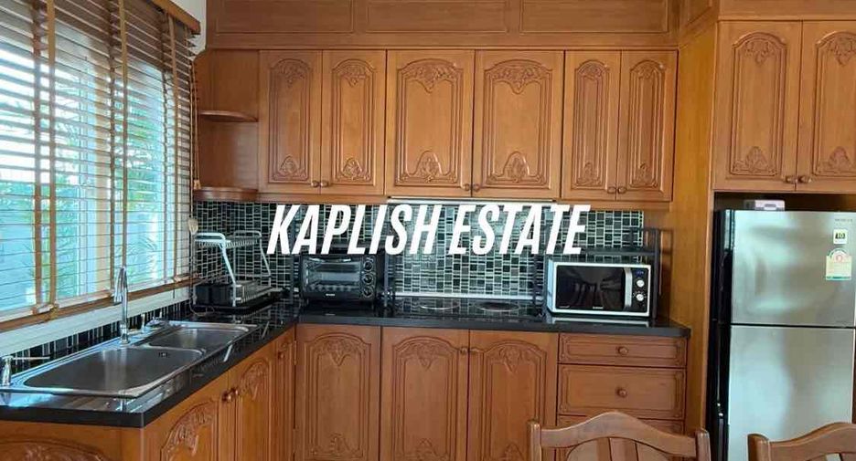 For rent 4 bedrooms villa in East Pattaya, Pattaya