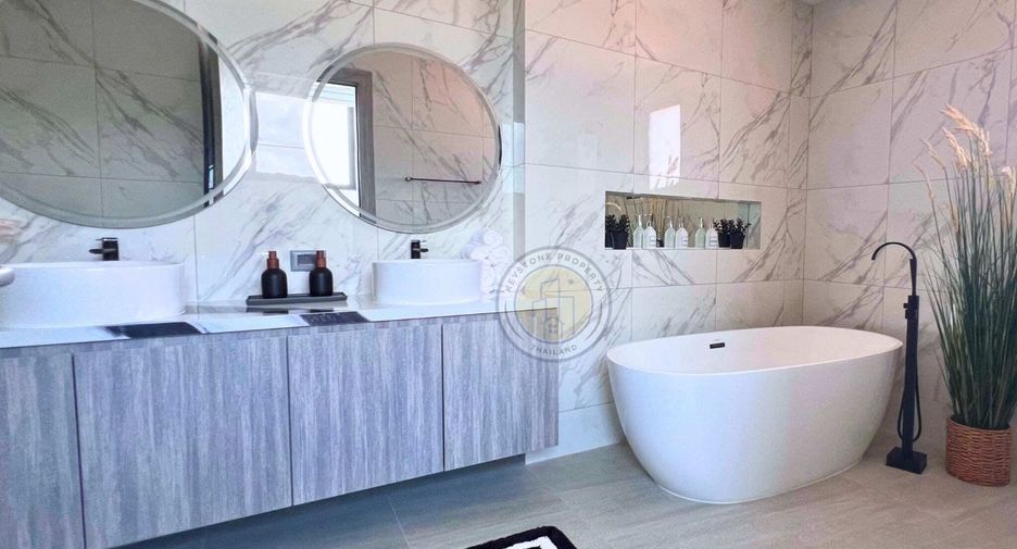 À vendre 3 chambres villa à East Pattaya, Pattaya