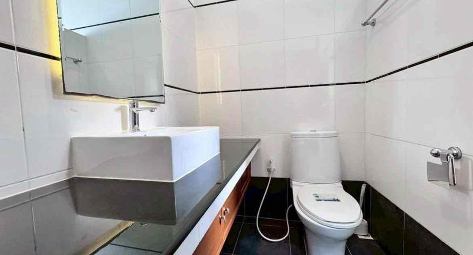For rent 3 bedrooms house in Bang Lamung, Chonburi