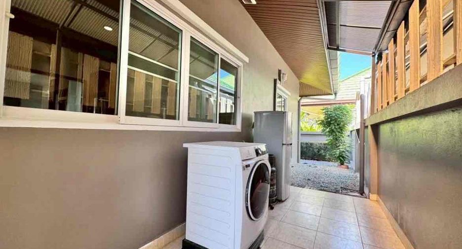 For rent 3 bedrooms house in Bang Lamung, Chonburi