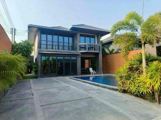 Villa zur Miete mit 7 Zimmer in Bang Lamung, Chonburi