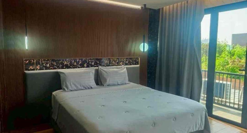 Villa en alquiler de 7 habitaciones en Bang Lamung, Chonburi