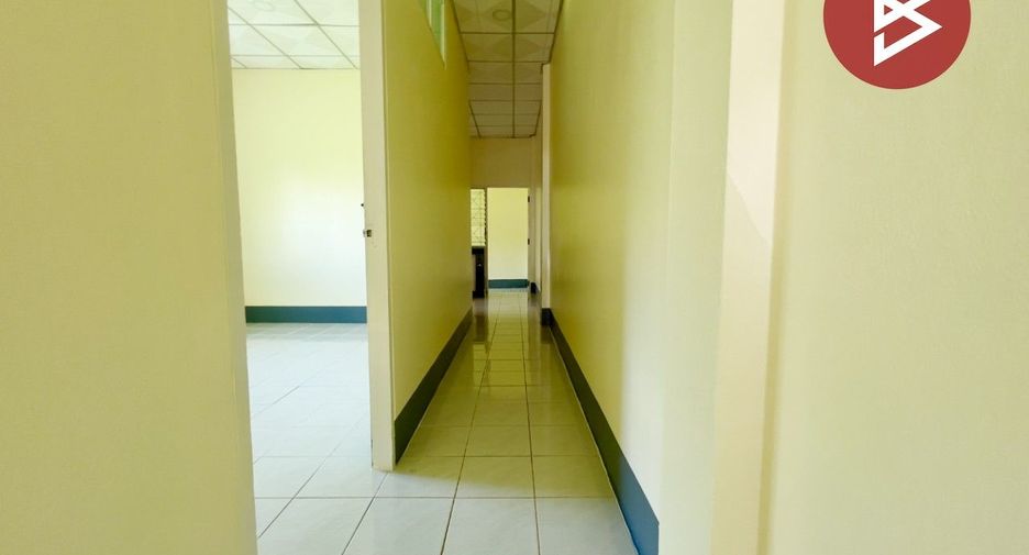 For sale 2 bedrooms townhouse in Mueang Nakhon Pathom, Nakhon Pathom