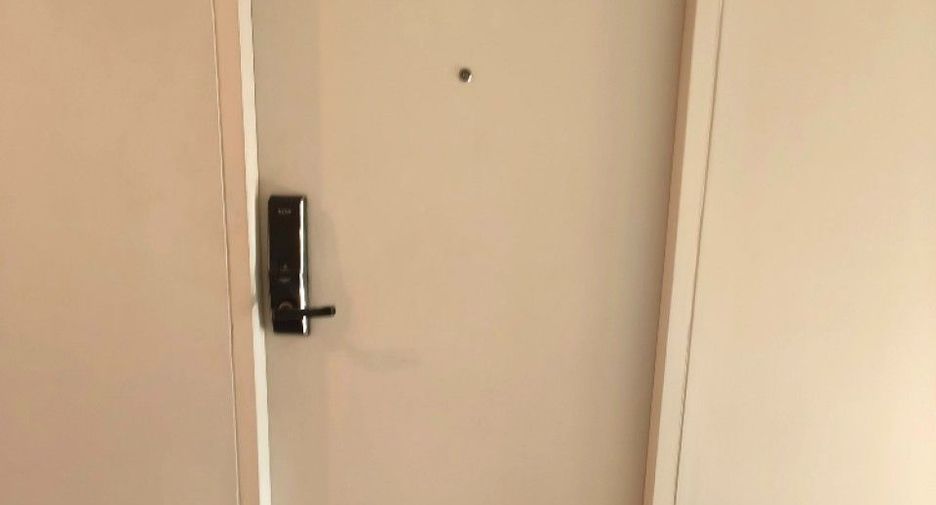 For sale 1 bed condo in Bang Na, Bangkok