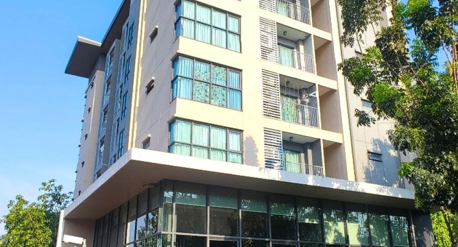 For sale 1 bed condo in Bang Na, Bangkok