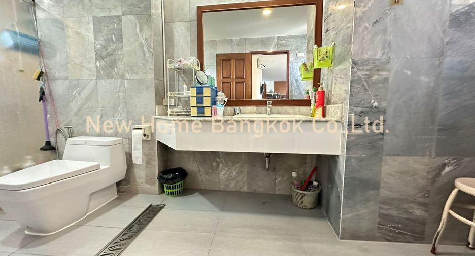 ขาย 3 ห้องนอน คอนโด ใน วัฒนา, กรุงเทพฯ