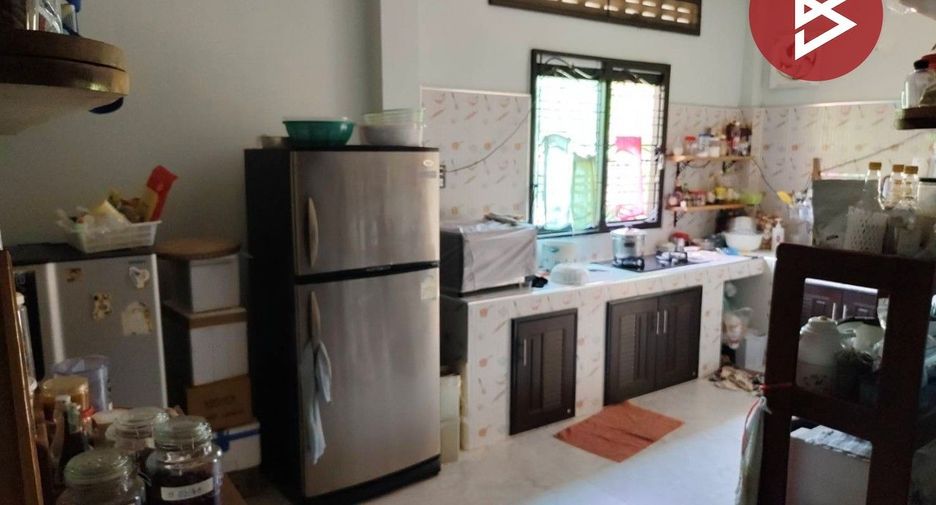 For sale 4 bedrooms house in Na Di, Prachin Buri