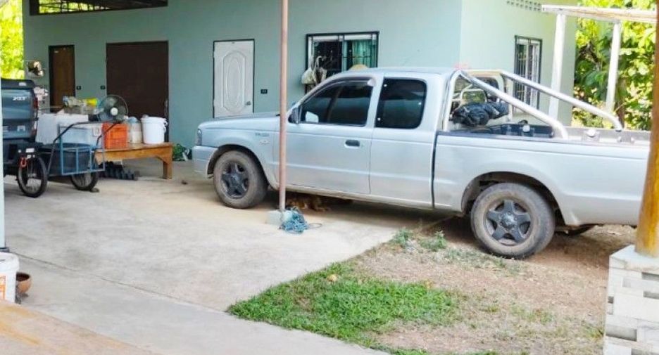 For sale 4 bedrooms house in Na Di, Prachin Buri