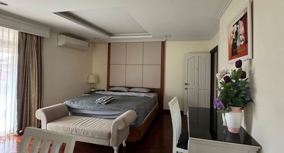 Casa en alquiler de 4 habitaciones en Bang Lamung, Chonburi