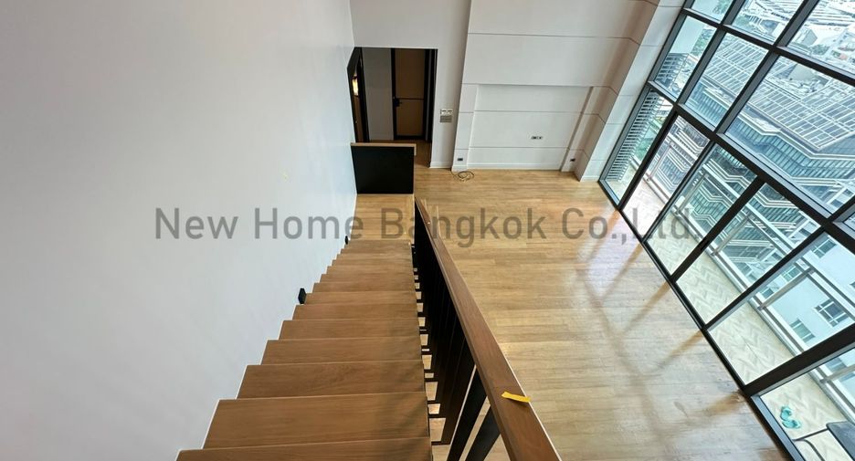 ขาย 3 ห้องนอน คอนโด ใน คลองเตย, กรุงเทพฯ