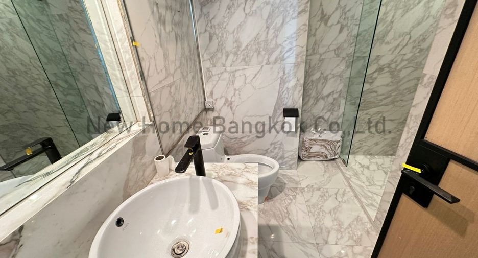 ขาย 3 ห้องนอน คอนโด ใน คลองเตย, กรุงเทพฯ