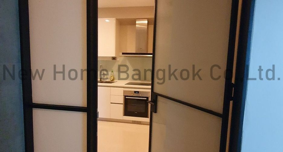 ขาย 3 ห้องนอน คอนโด ใน คลองเตย, กรุงเทพฯ