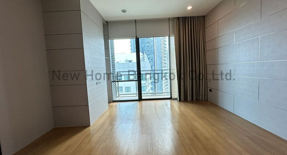 ขาย 3 ห้องนอน คอนโด ใน คลองเตย, กรุงเทพฯ