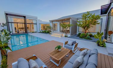 For sale 4 bedrooms house in Bang Lamung, Chonburi