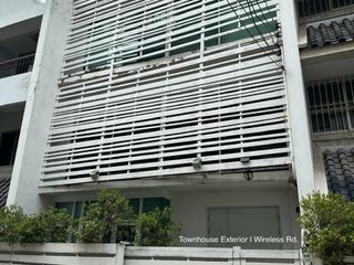 出租 3 卧室 联排别墅 在 Pathum Wan, 曼谷