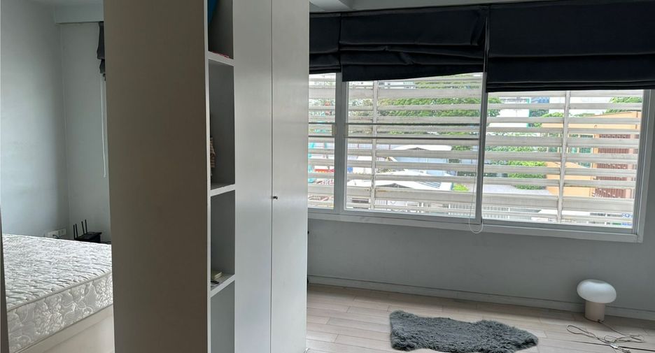 For rent 3 ベッドルーム townhouse in Pathum Wan, Bangkok
