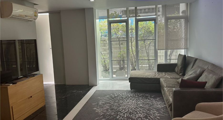 For rent 3 ベッドルーム townhouse in Pathum Wan, Bangkok