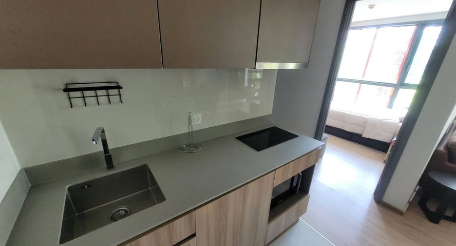 Condo en alquiler de 2 habitaciones en Watthana, Bangkok