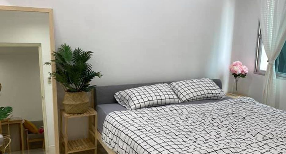 For rent 2 bedrooms condo in Ratchathewi, Bangkok
