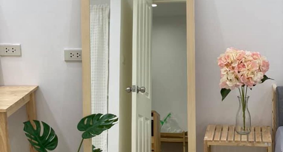 For rent 2 bedrooms condo in Ratchathewi, Bangkok